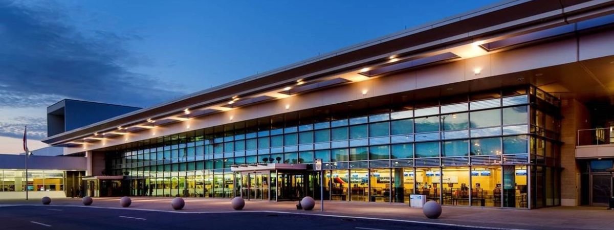Bill and Hillary Clinton National Airport