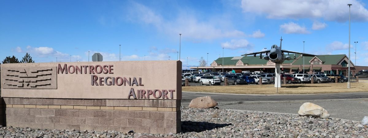 Montrose Regional Airport